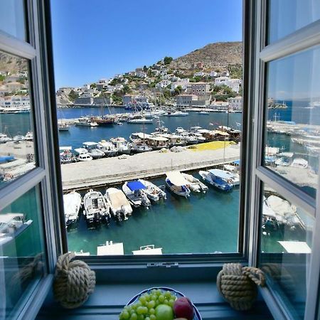On The Port Mansion Studio 2 Hydra Экстерьер фото